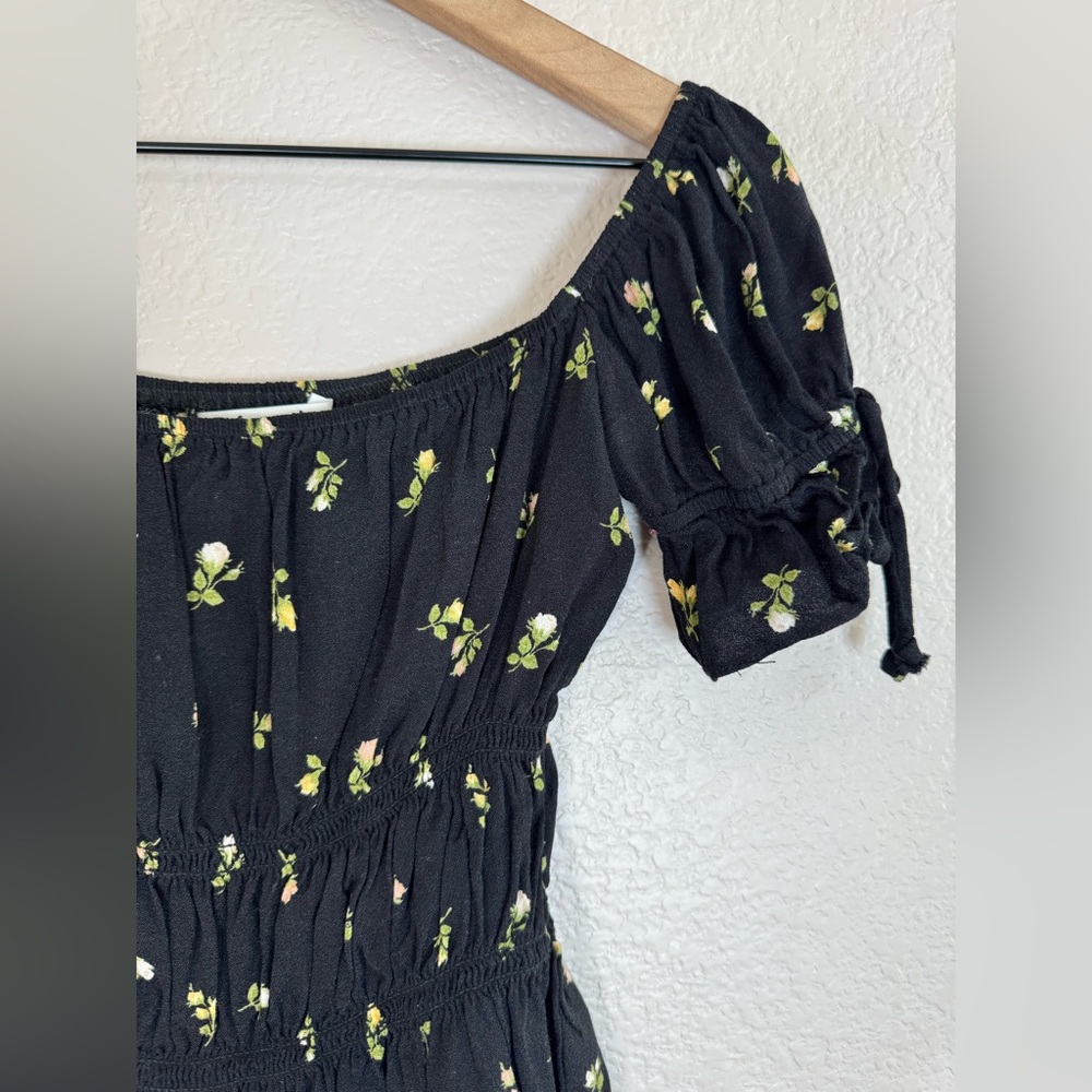 Reformation Solis Top in Briar Floral Black Medium Off The Shoulder $128 - Picture 10 of 16